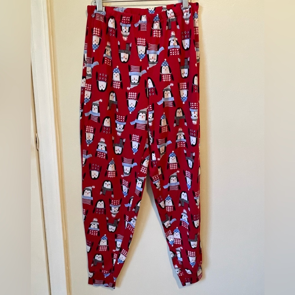 Secret Treasures Penguin Pajama Set - Picture 3 of 5